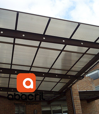domos y cubiertas en policarbonato 